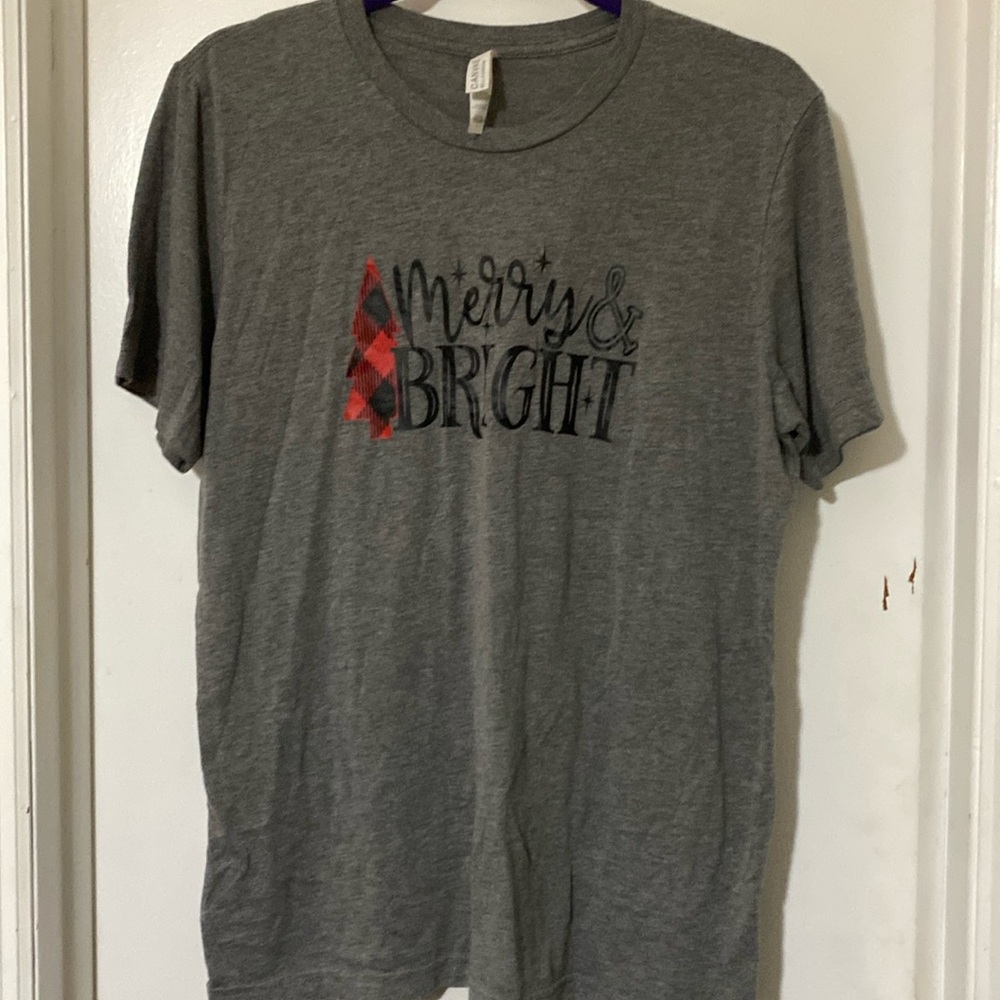 Women’s Christmas tee